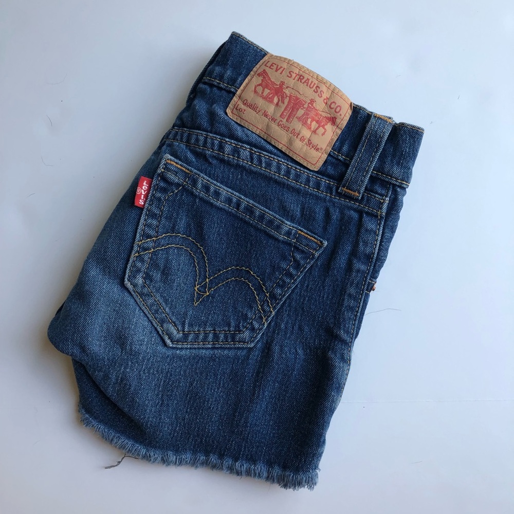 Levi shorts